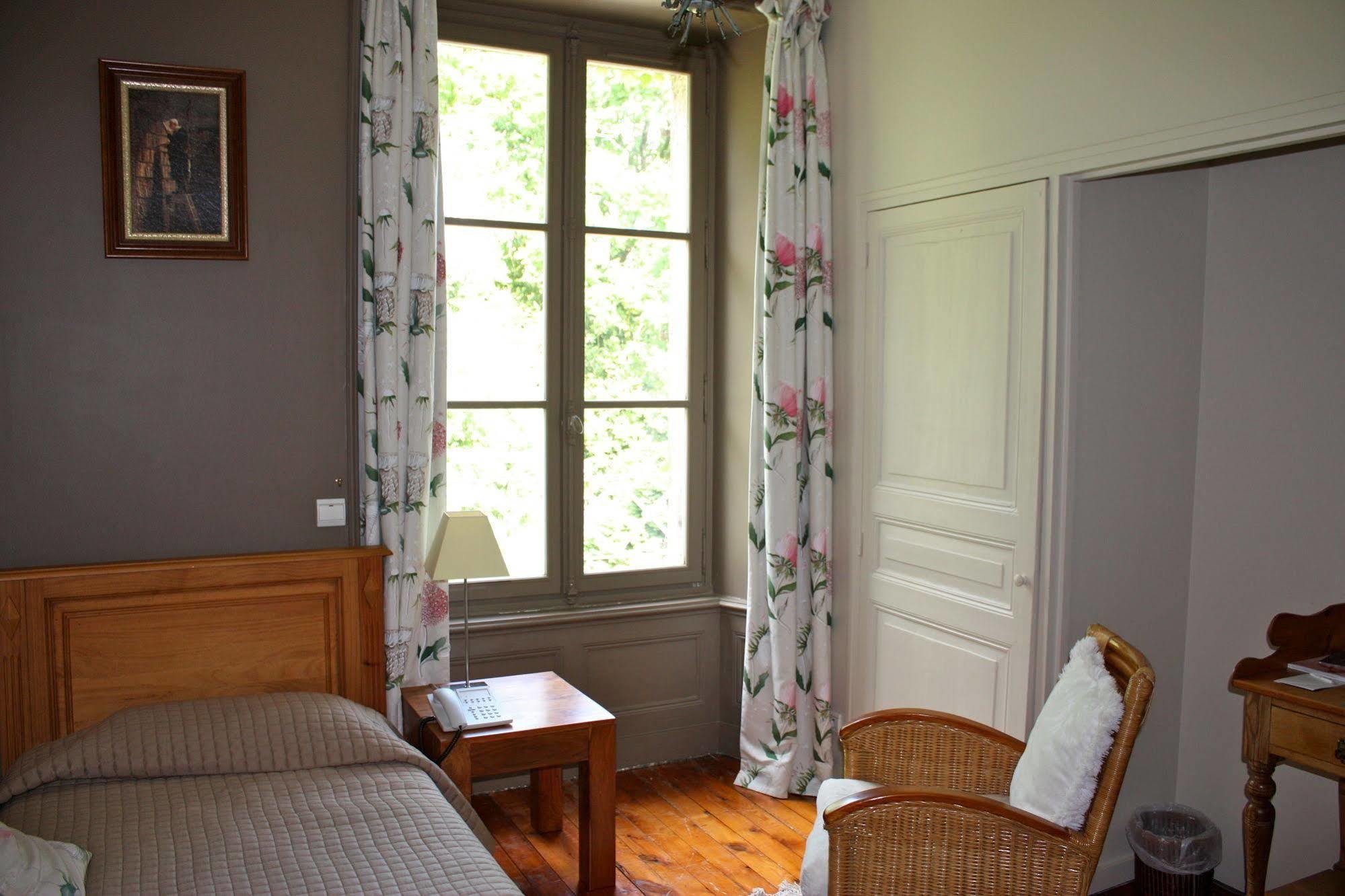 Domaine De Bodeuc Hotel Nivillac Exterior foto